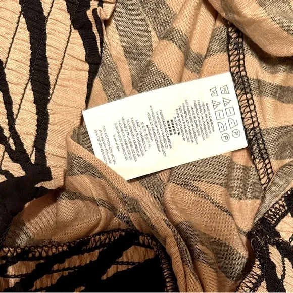 NWT Michael Kors Tan and Black Animal Print Soft Long Sleeve Top (Small) - Picture 5 of 8
